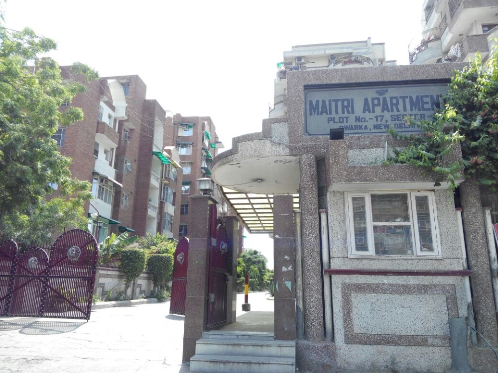 3 bhk flat for sale in Maitri Apartment